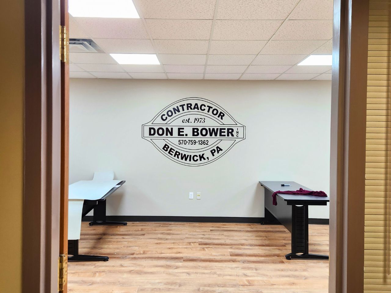 interior decorative signs